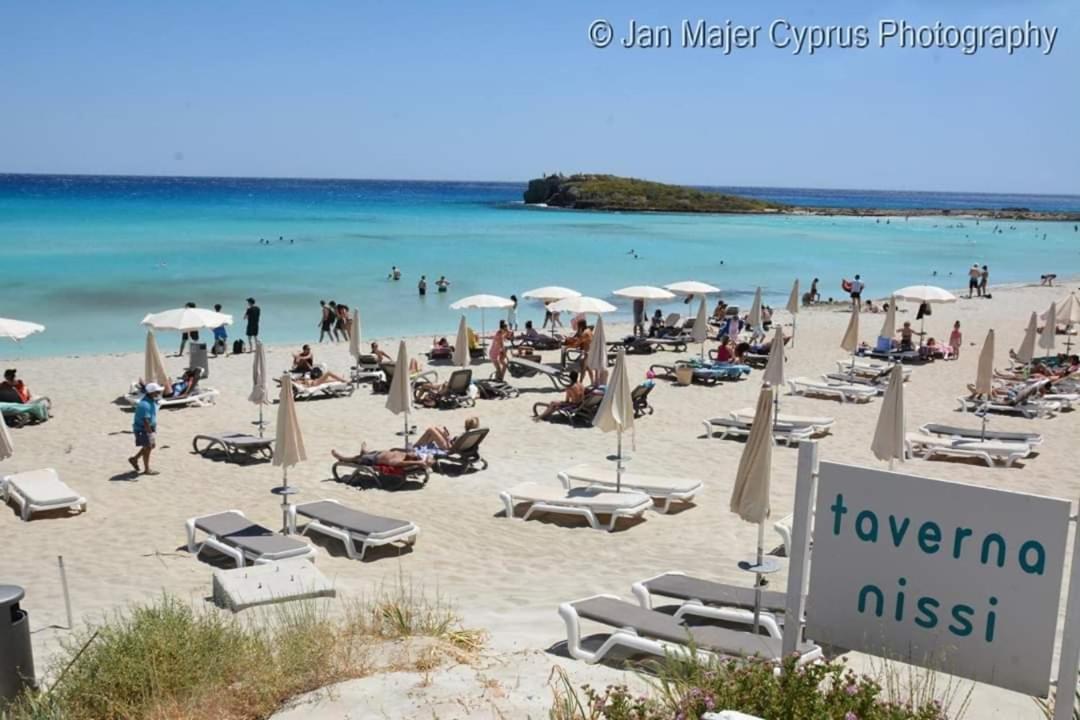 Nissi Golden Sands Free Wifi Lejlighed *